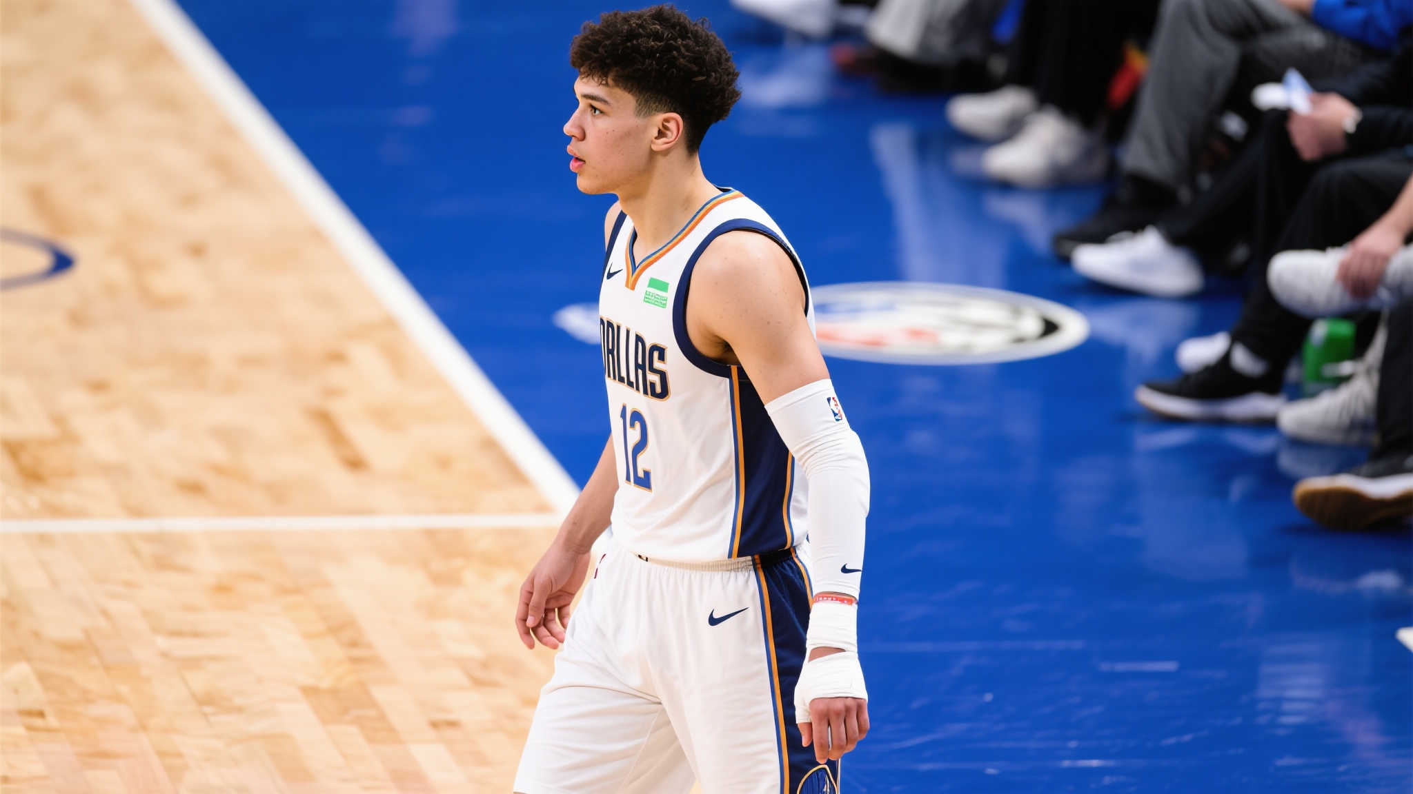 拜仁随队记者:穆西亚拉接近痊愈,明日有望重返训练场 不仅如此,许多专家也预测,随着傷病的痊愈,这位年轻